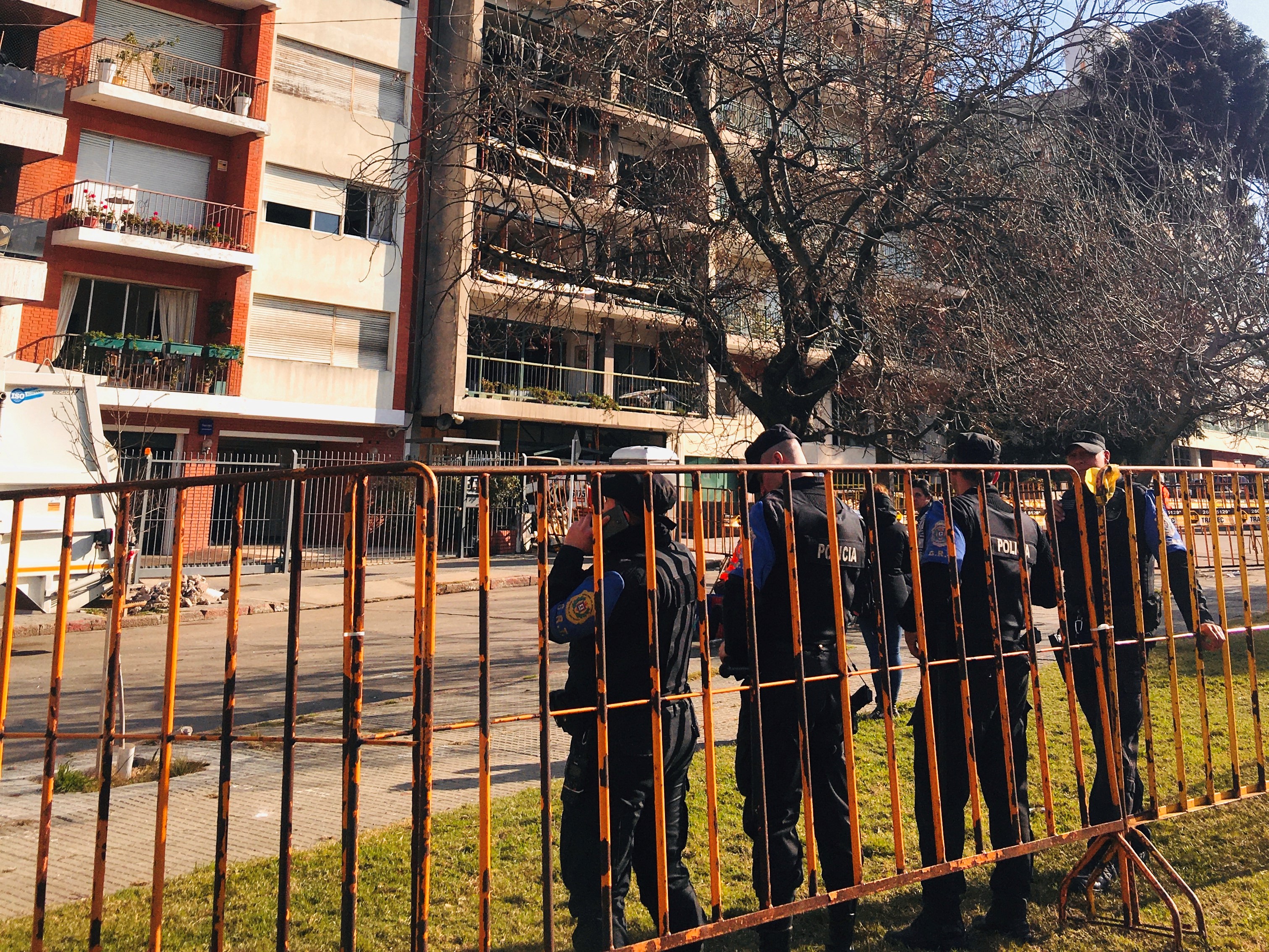 Edificio siniestrado en Villa Biarritz