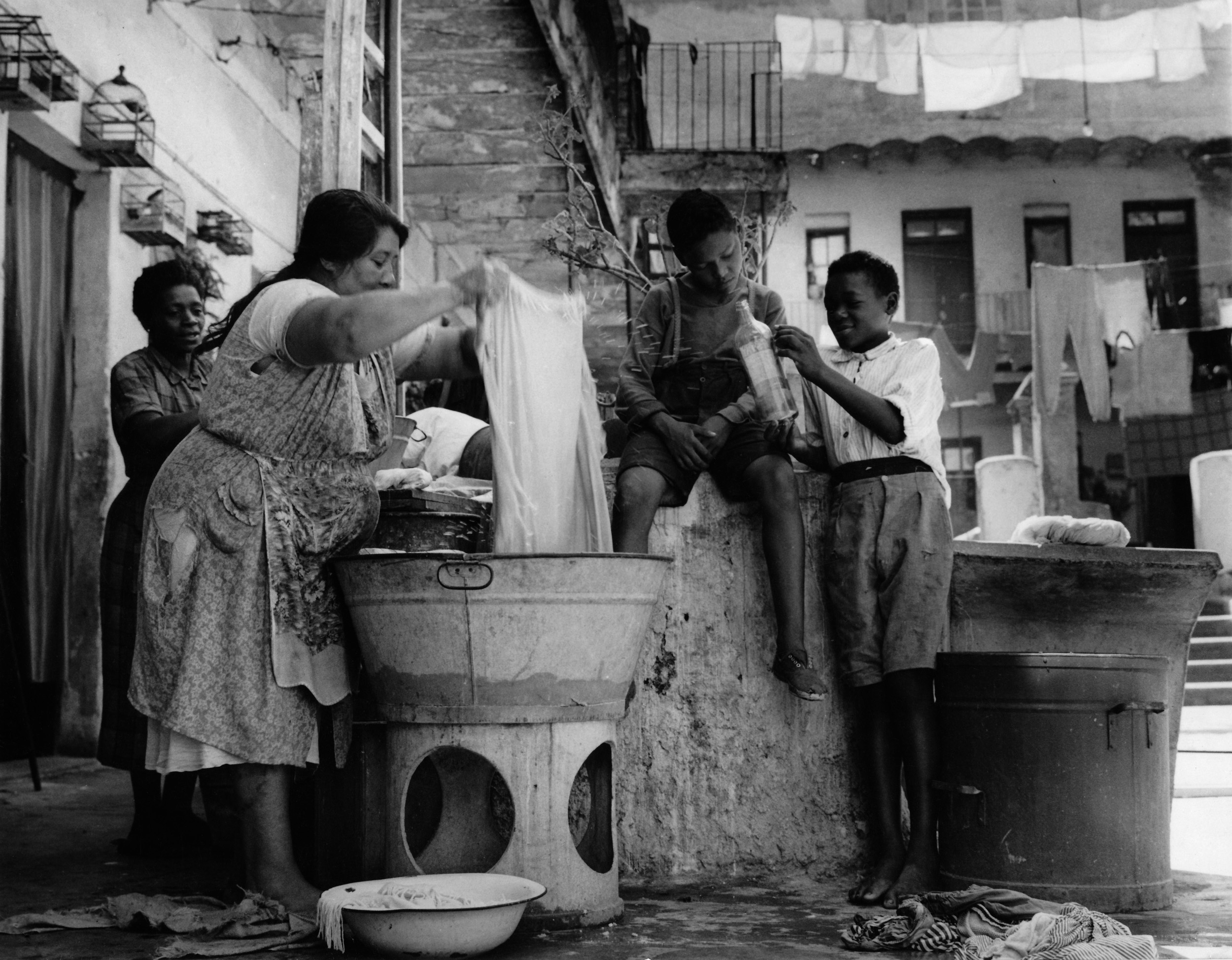 Medio Mundo. Vida Cotidiana. Doña Gregoria.