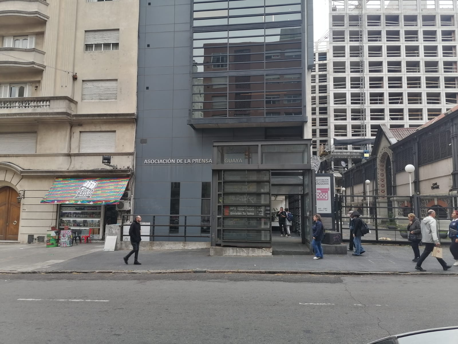 Asociación de la Prensa Uruguaya.