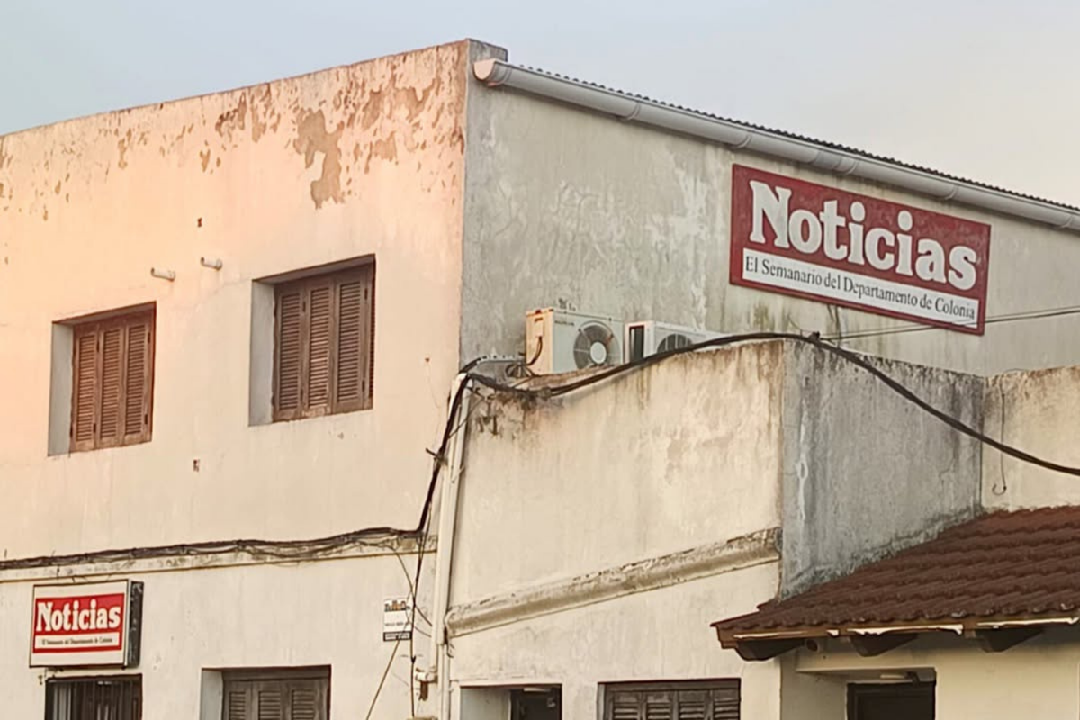 La decisión fue comunicada sin previo aviso a los trabajadores. La dirección alegó problemas de salud en un contexto de caída de ventas y dificultades económicas.