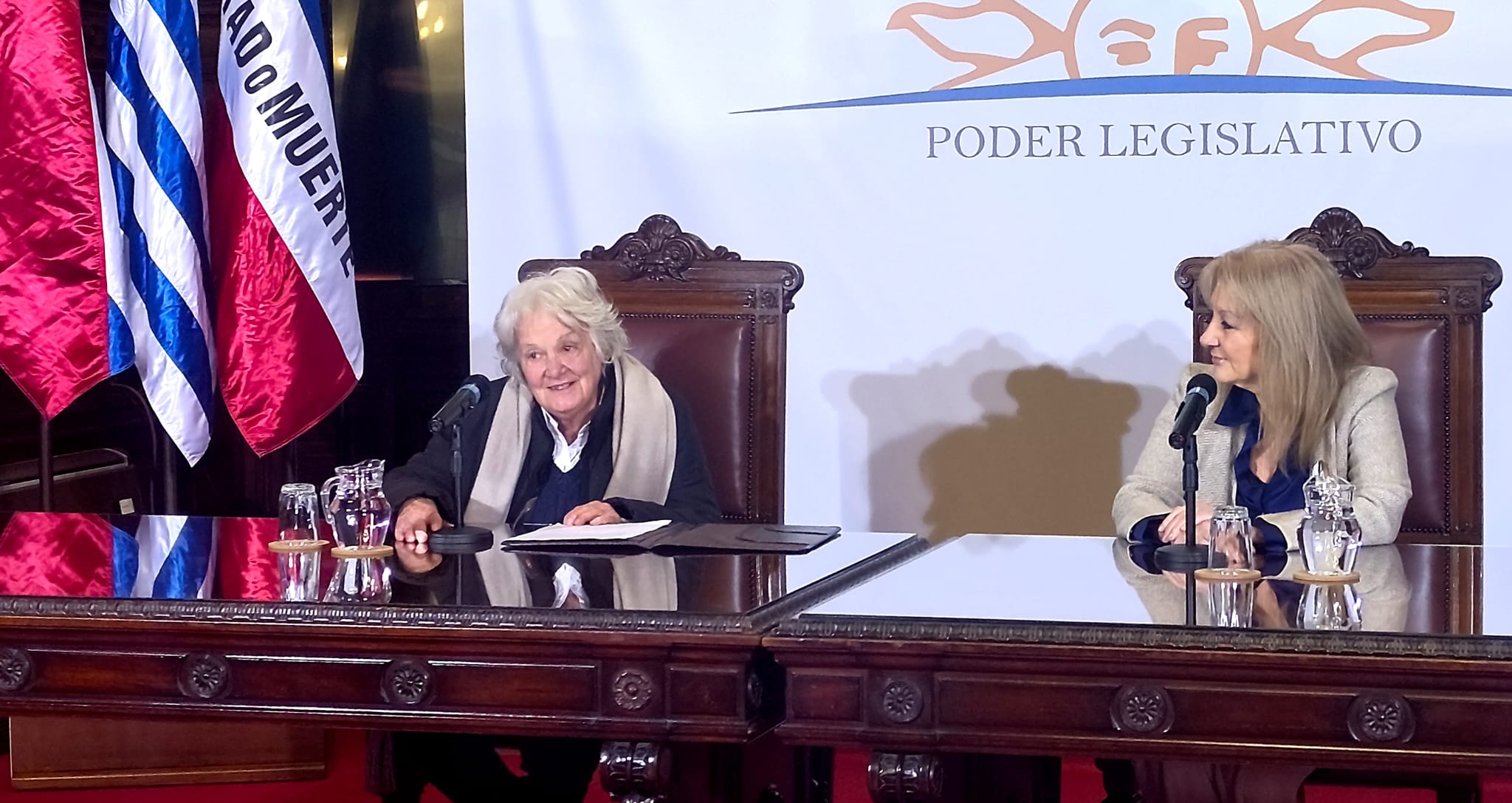 Cosse lucia en el parlamento
