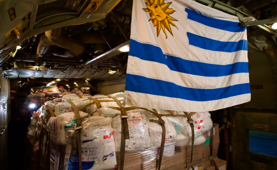La ayuda humanitaria enviada por Uruguay llegó a Venezuela y comenzó su distribución