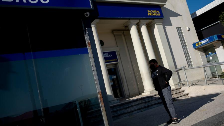 Sucursal del Banco República en Piriápolis | Foto: Pablo Vignali / adhocFOTOS