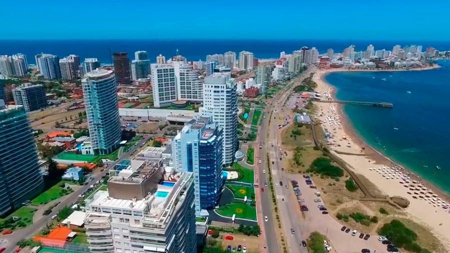 Foto de la rambla de Punta del Este, Maldonado.