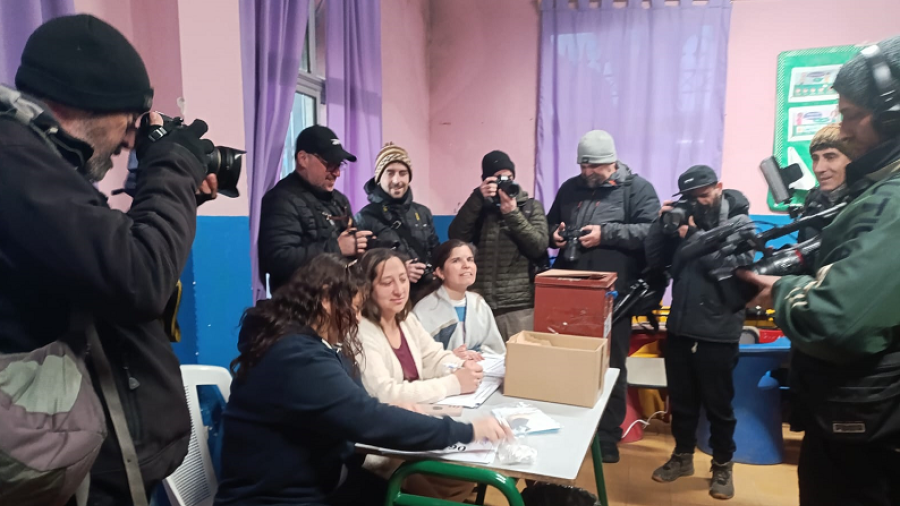 Instalación de mesa receptora de votos