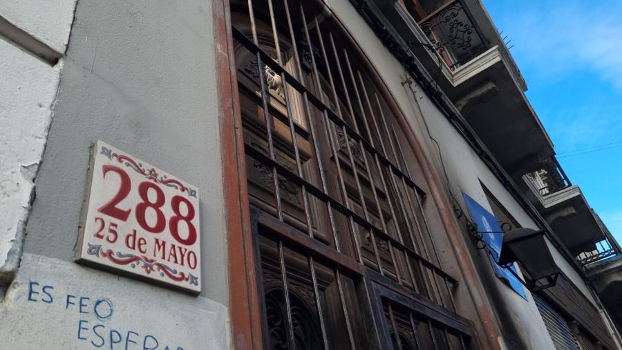 Refugio del Mides en calle 25 de Mayo, en Ciudad Vieja, Montevideo