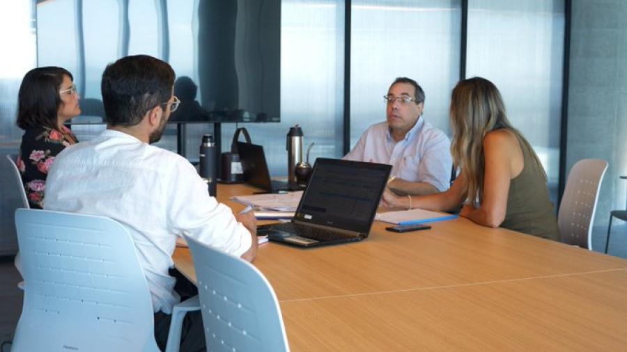 equipo trabajo menoni