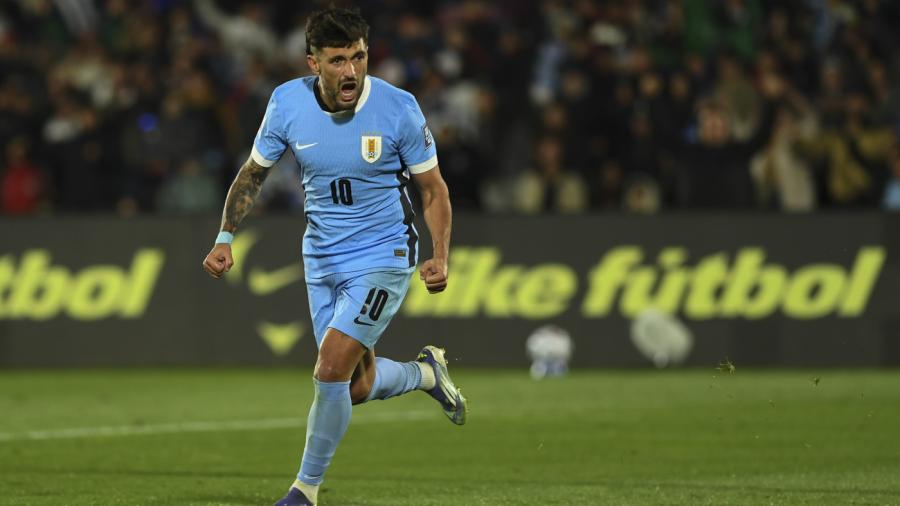 De Arrascaeta la figura excluyente de la noche celebra su gol. Foto: Sandro Pereyra Cooperativa GAMBA - APU