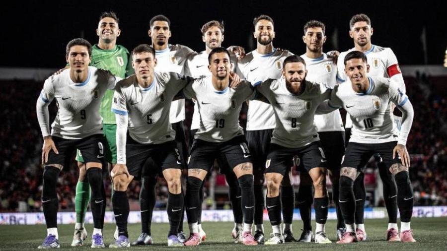 Uruguay posa en Santiago antes del juego. Foto: AUF. 