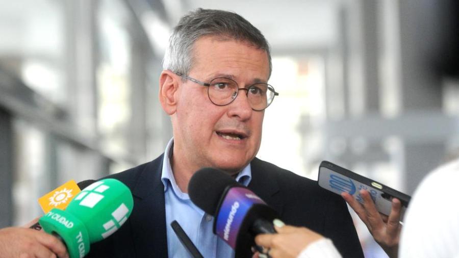 Gobierno prepara norma para resolver el problema de los pasaportes de ciudadanos legales