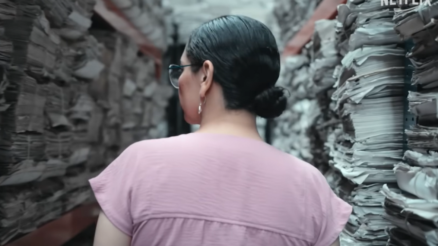 A lo largo de sus episodios, la serie “La Fiscal” de Netflix  reconstruye casos reales, expone las fallas del sistema judicial y pone en el centro el trabajo de la fiscal Sayuri Herrera, una figura clave en la lucha contra la impunidad y la violencia de género.