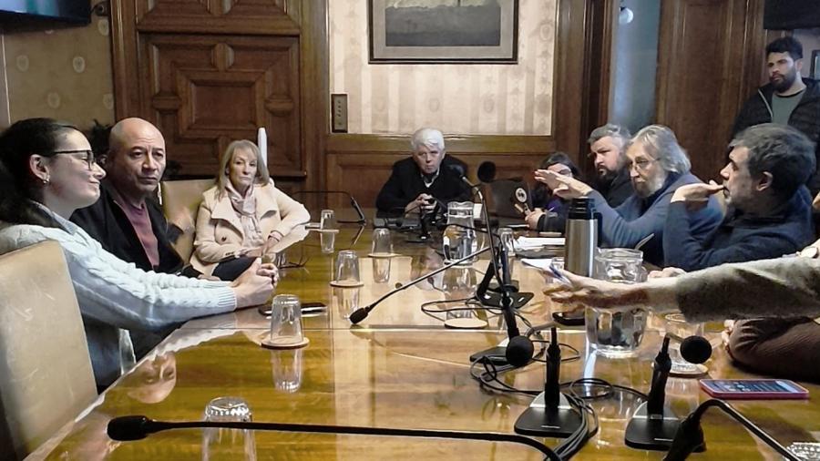 En un momente de la reunión mantenida por autoridades de APU con senadores