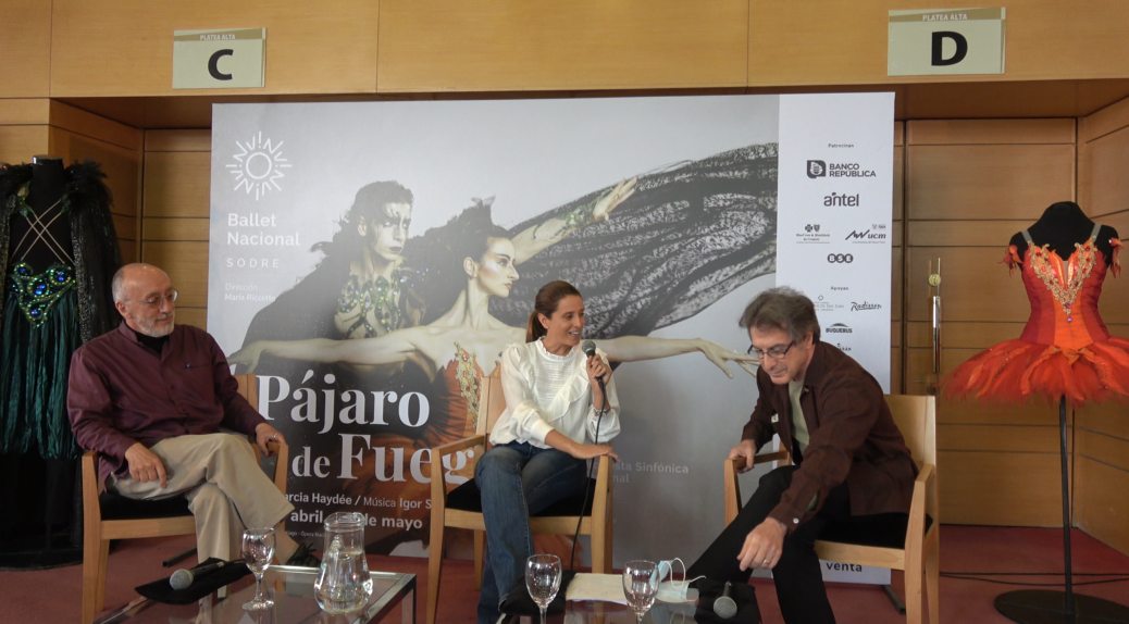 Conferencia de Prensa. El Pájaro de Fuego. Foto de Roberto Saban