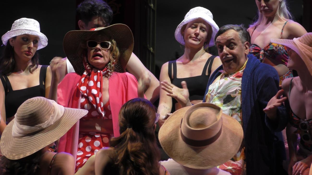 Escena de la opereta La Bella Helena