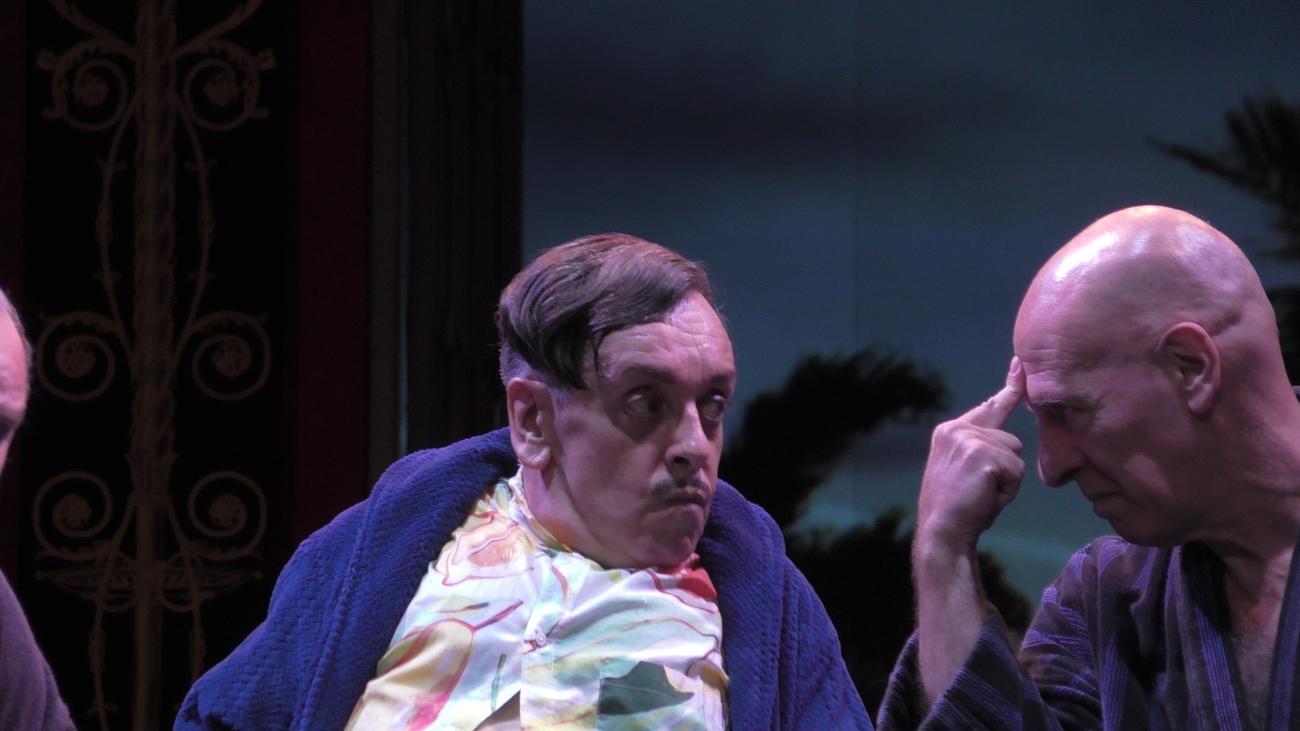 Escena de la opereta La Bella Helena