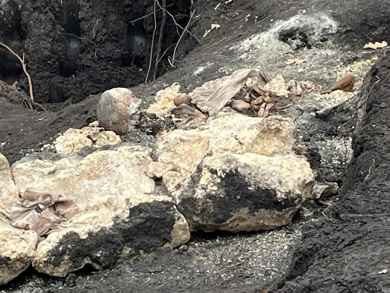 Restos encontrados en - Batallón 14 - Foto: Manuela Aldabe