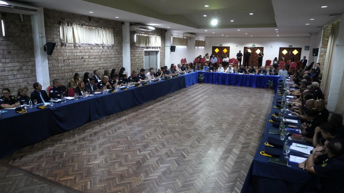 El documento, elaborado junto a la cúpula policial, define prioridades para 2026 y será expuesto también en conferencia de prensa.